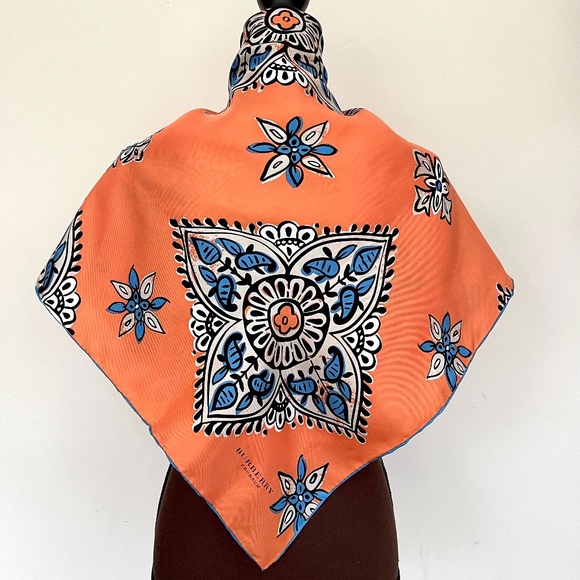 NWT Burberry Scarf Lucky Alhambra Flower Peach Turquoise Silk Wrap - Picture 7 of 16
